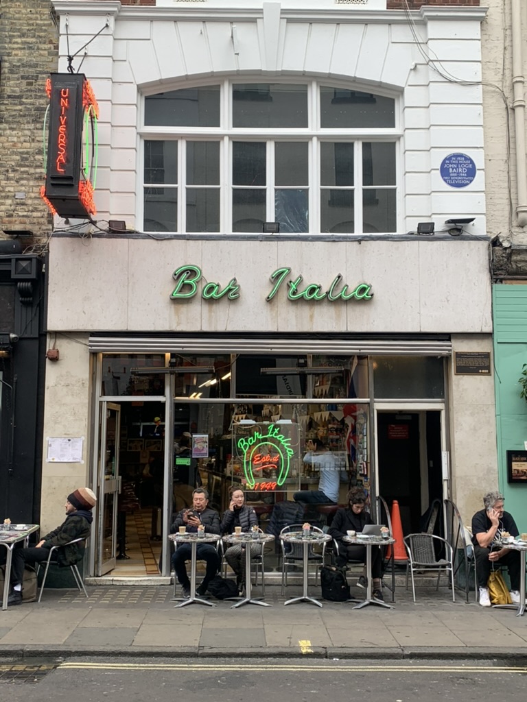 【英倫食物】 Bar Italia- 蘇活區的義大利飛地與Pulp樂團的名曲