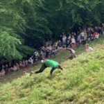 [英國滾起司大賽]-Cooper’s Hill Cheese-Rolling and Wake