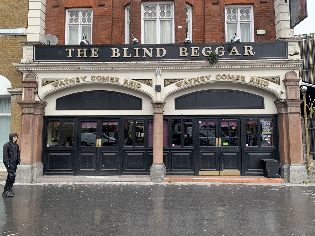 【英國百間酒吧巡禮】No.1  The Blind Beggar-倫敦西區最惡名昭彰的酒吧